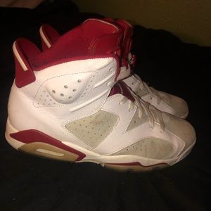 “ALTERNATE” RETRO JORDAN VI